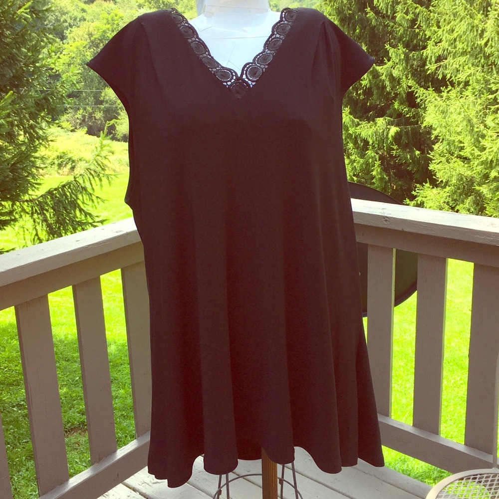 Chaus tank top